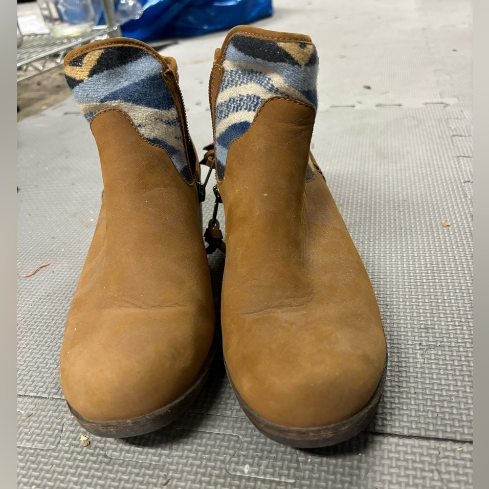 UGG Pendleton ankle boots